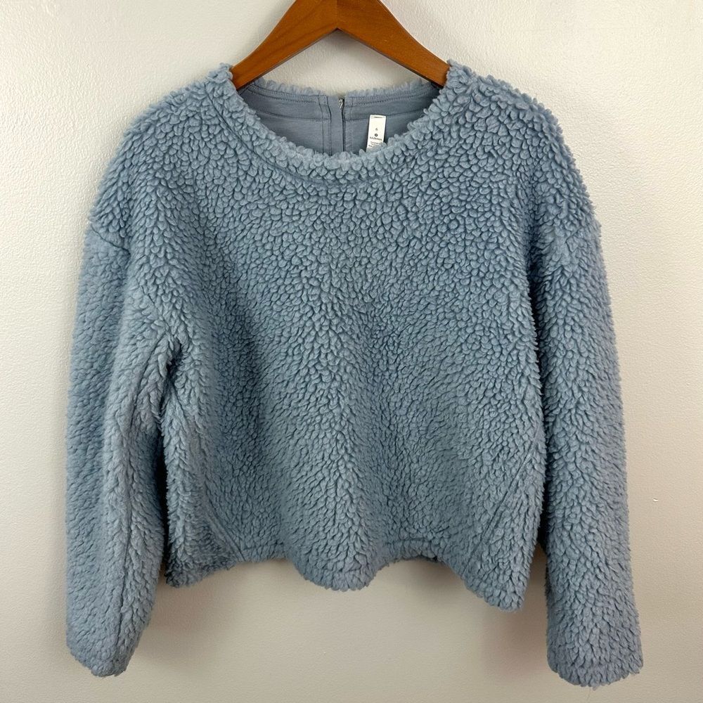 Lululemon Light Blue Wool Whenever Crew Fluffy Sweater Size 6 Winter Warm